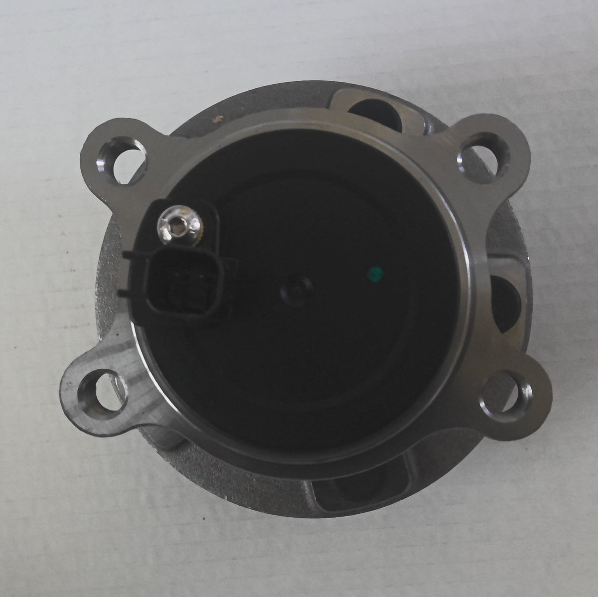 Rear Wheel Hub & Bearing Assembly