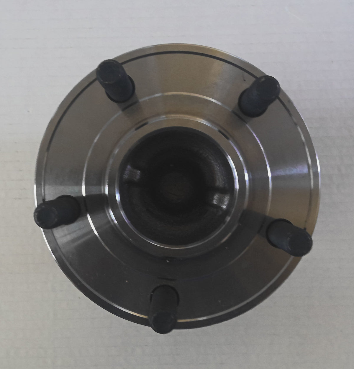 Rear Wheel Hub & Bearing Assembly