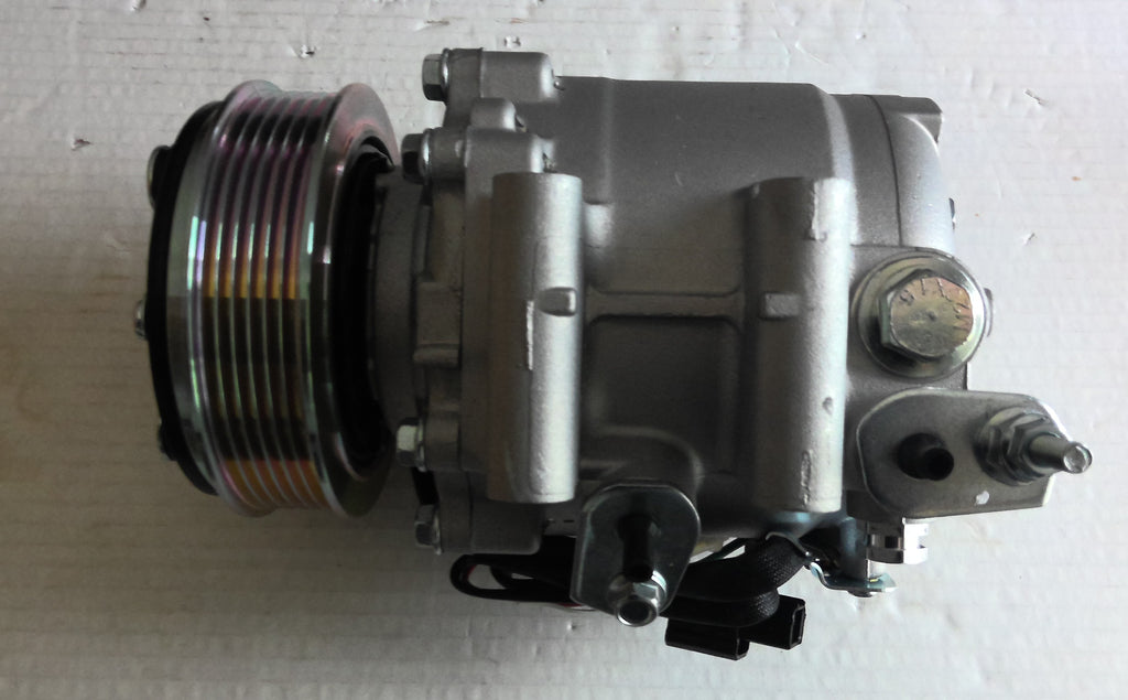 New AC Air Compressor w/Clutch