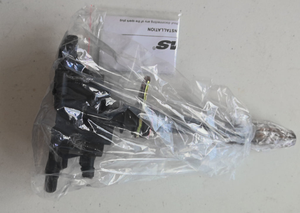 Distributor w/Black Cap