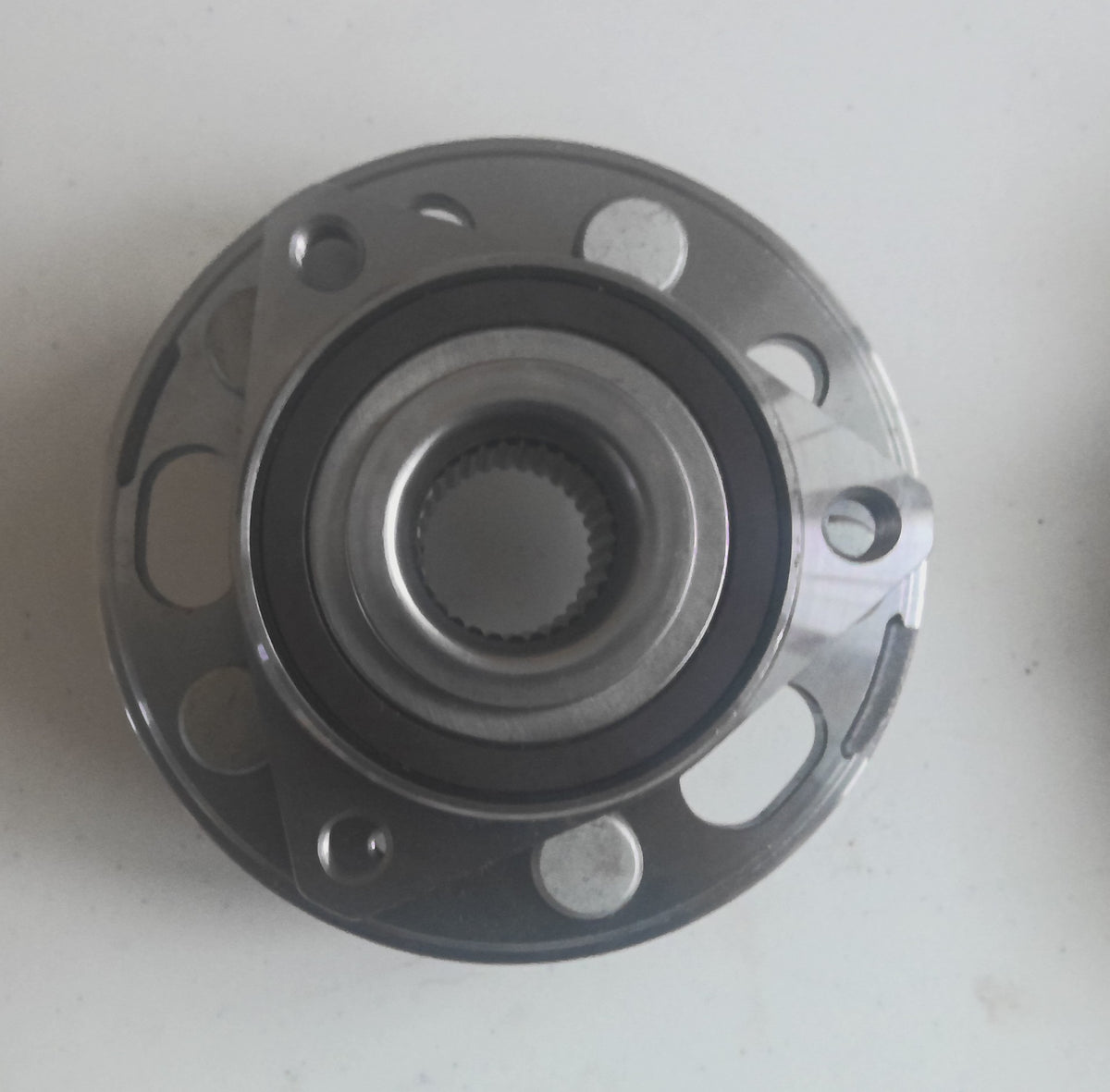 Rear Wheel Bearing & Hub Assembly